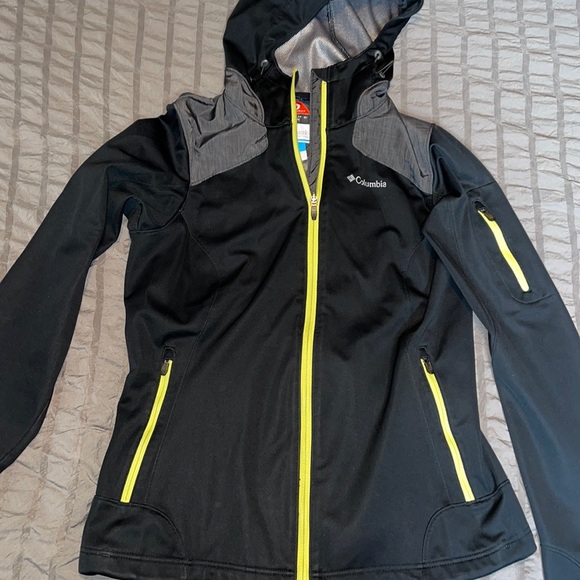 Women’s Columbia Jacket - Picture 1 of 5